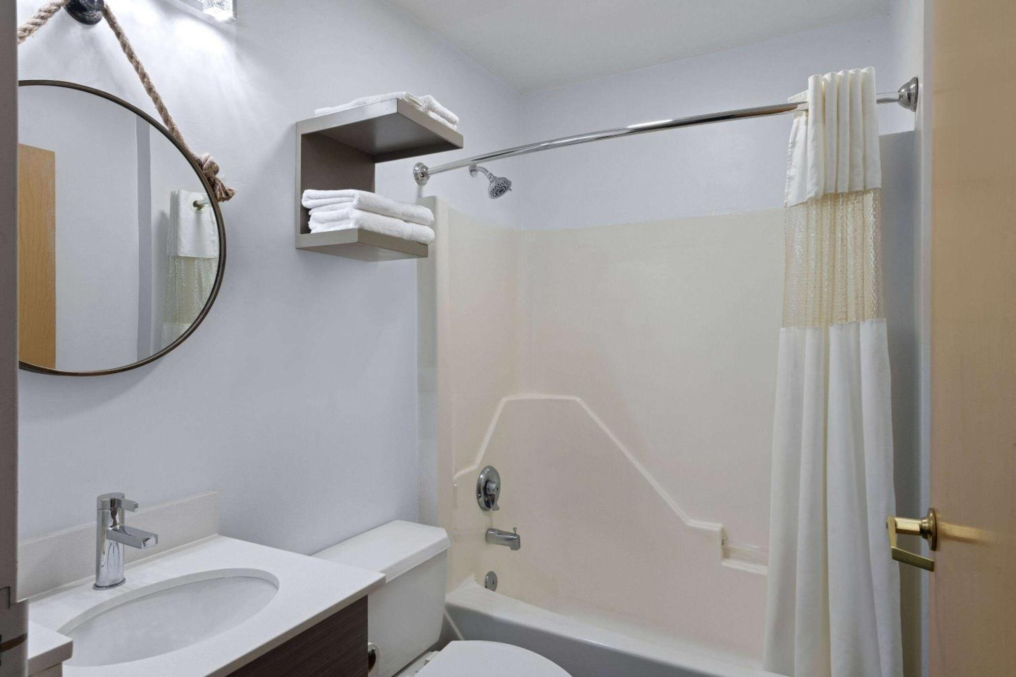 Super 8 By Wyndham Harbison/Parkridge Hospital Otel Columbia Dış mekan fotoğraf